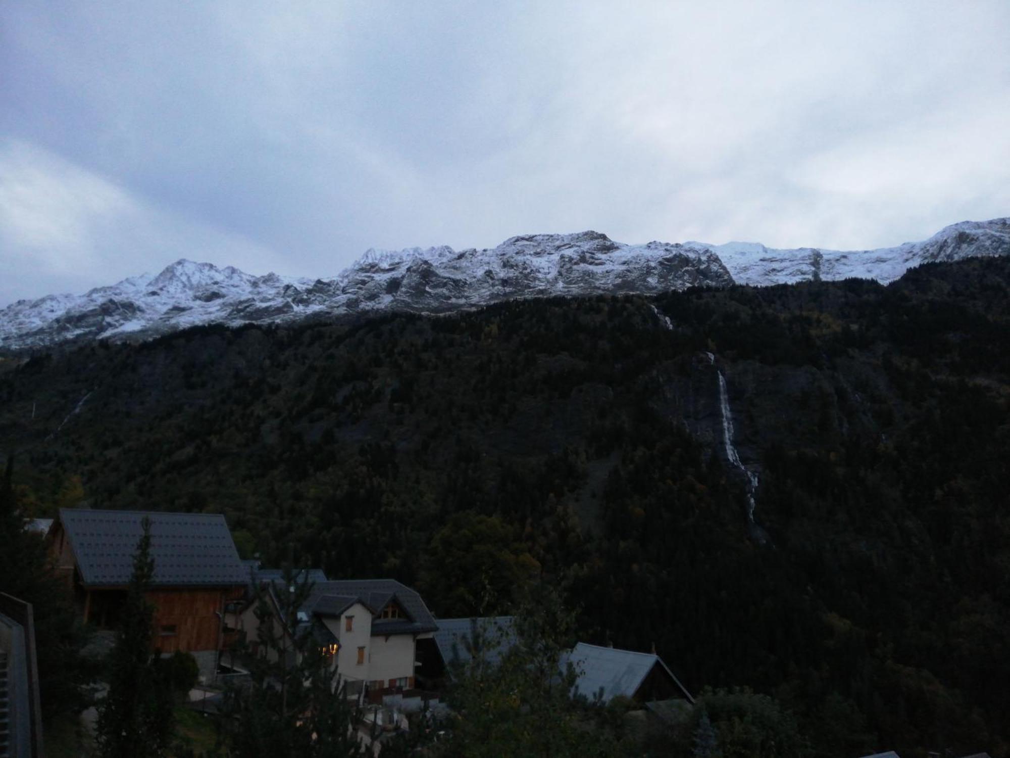 La Belledone A Vaujany Apartment Exterior photo